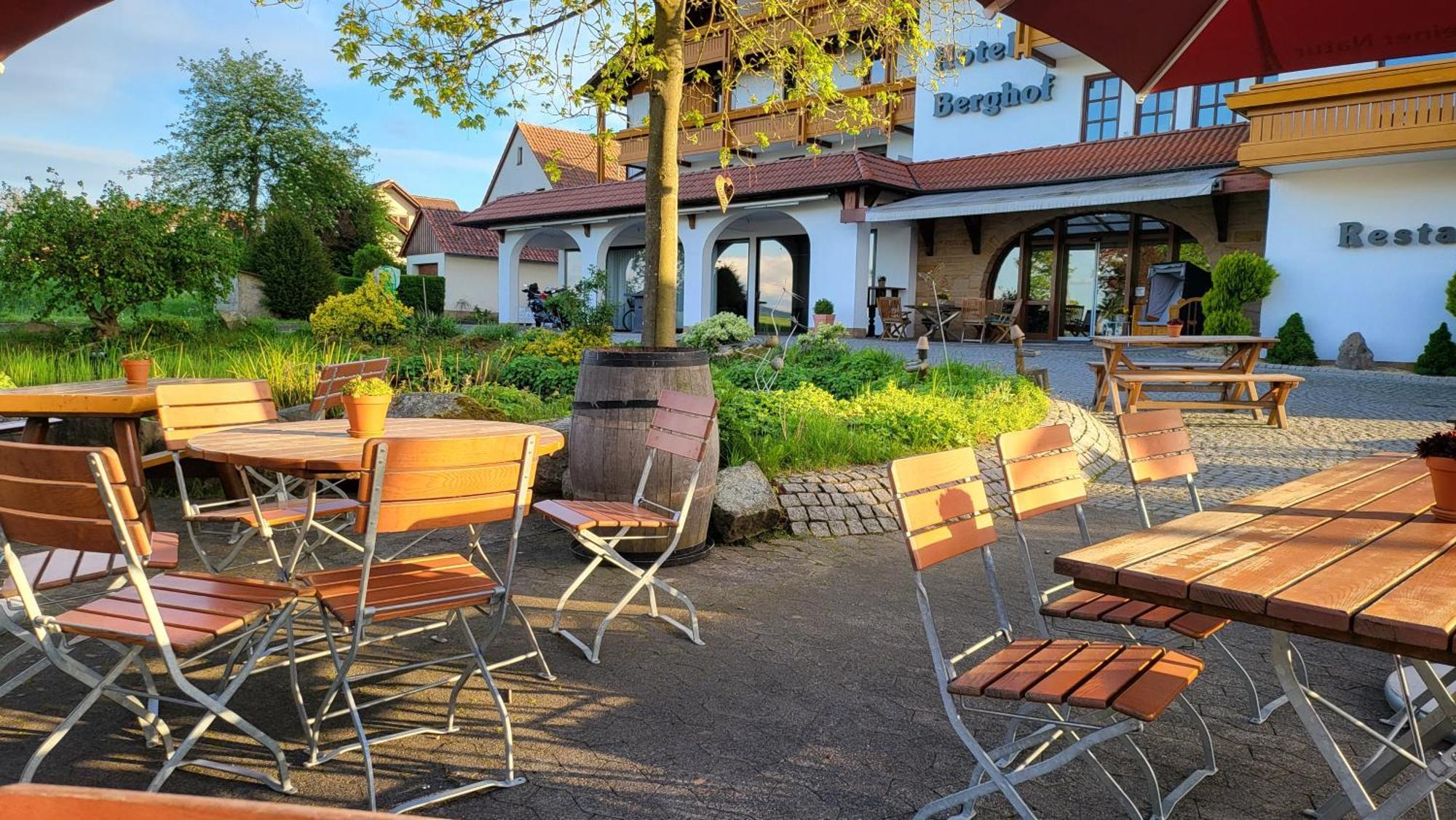 Hotel Berghof Petersberg  Buitenkant foto
