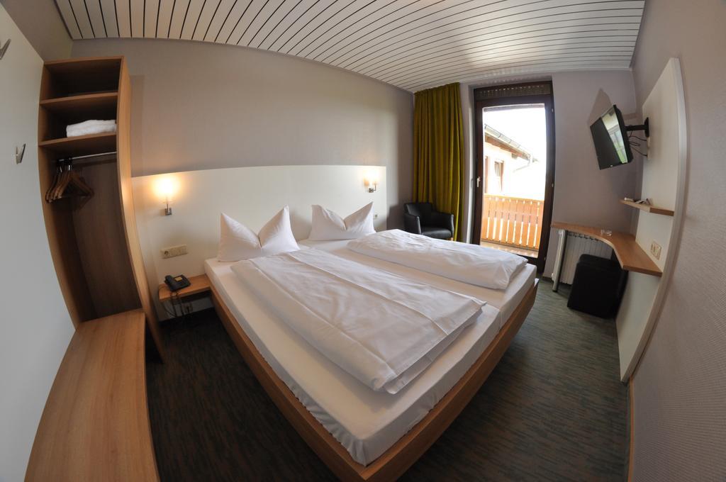 Hotel Berghof Petersberg  Buitenkant foto
